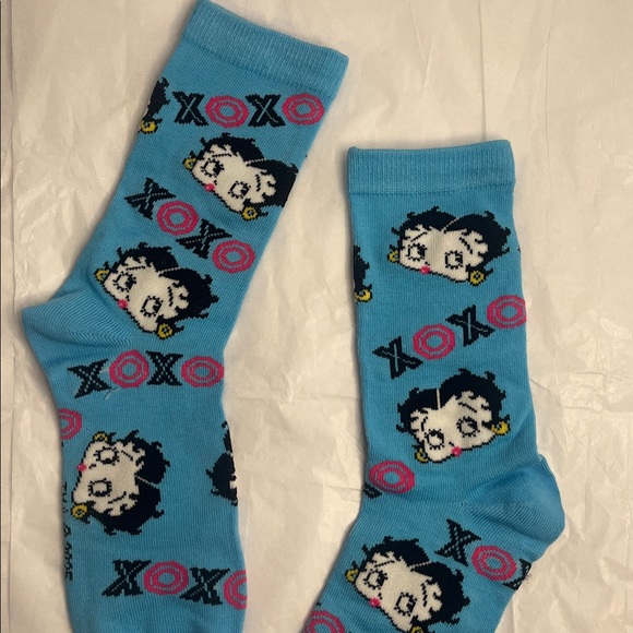 Betty Boop Cartoon Character Socks - Picture 3 of 6